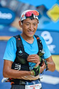 BIB: 160
                            <button type="button" onclick="openModal(22749343)" class="btn btn-primary btn-sm float-right btn-popup" data-toggle="modal" data-target=".modal-high-quality">
                        <i class="fas fa-shopping-cart"></i> Add to Cart
                    </button>
                                            <button type="button" onclick="isThisMe(22749343, true)" class="btn btn-success btn-sm float-right btn-popup btn-isme hidden" data-toggle="tooltip" data-placement="bottom" title="นี่คือรูปของคุณใช่ไหม คลิกที่นี่เพื่อเอาเข้าอัลบั้ม">
                        <i class="fas fa-plus"></i> Add to album
                    </button>
                    <button type="button" onclick="isThisMe(22749343, false)" class="btn btn-warning btn-sm float-right btn-popup btn-isnotme hidden">
                        <i class="fas fa-ban"></i> Remove from album
                    </button>